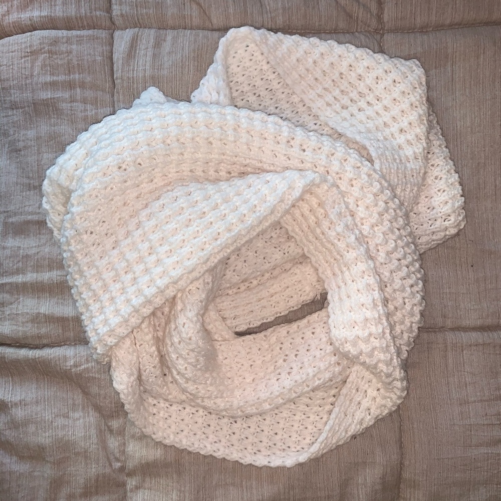 Infinity scarf